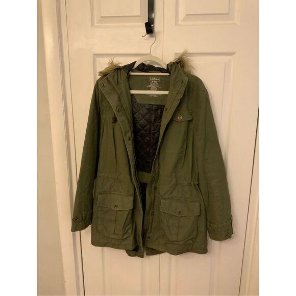 LL Bean Green Jacket Faux Fur Hood M - Picture 8 of 8